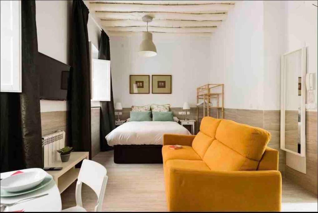 Bonito Loft San Miguel Centro Catedral Wifi * Grenada